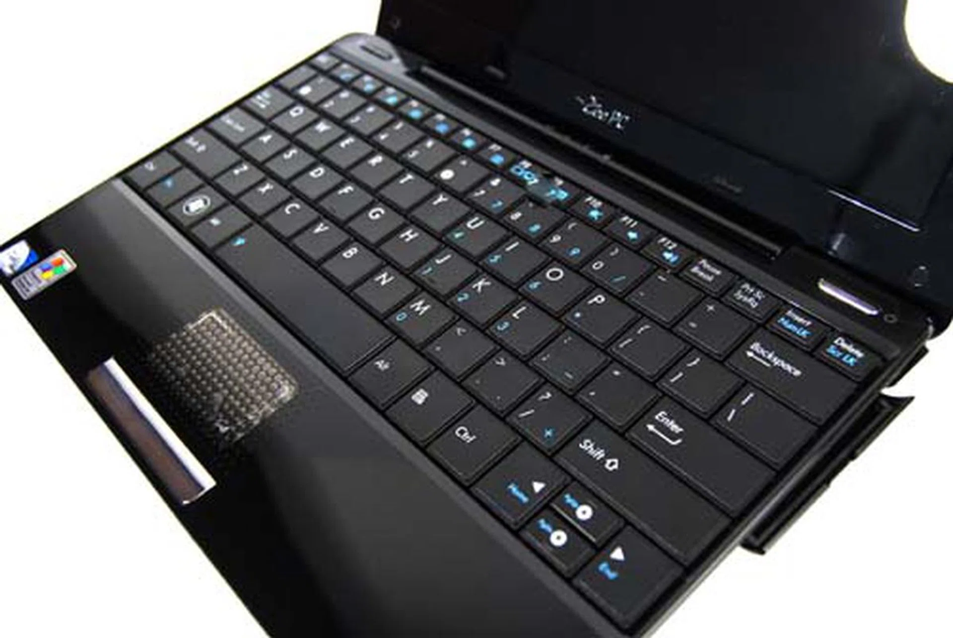 The trackpad with its tiny little nubs was certainly interesting to use and provided a tactile surface to swish your fingers on.