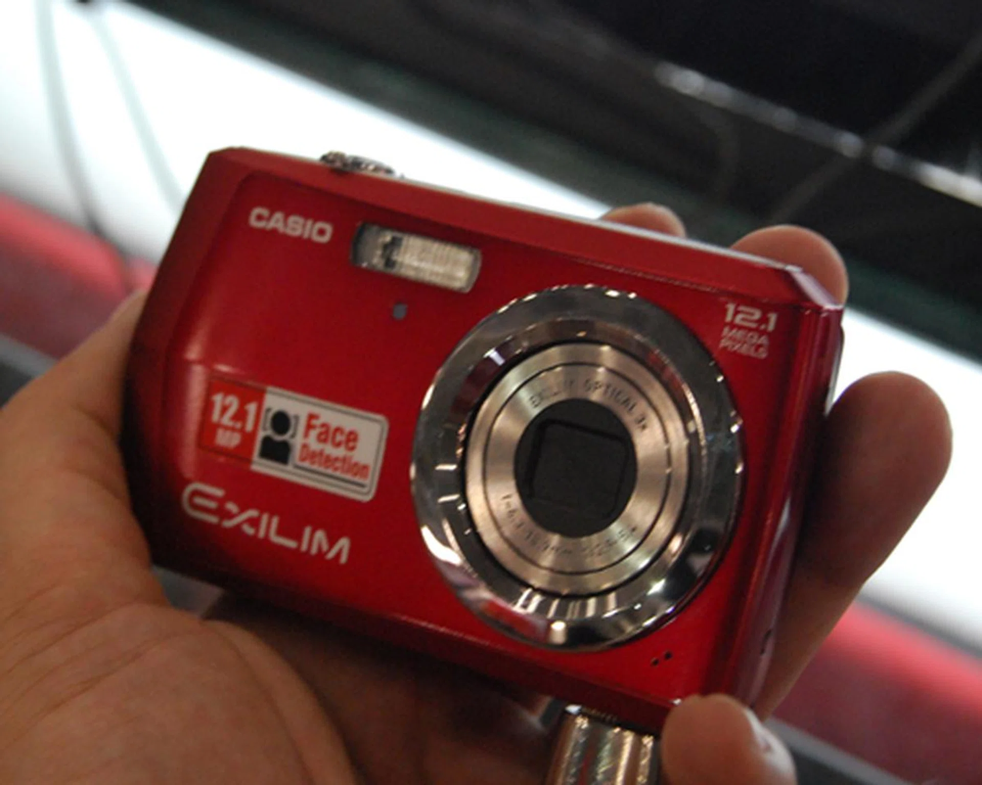 A no-frills and simple to use camera such as the Casio EX-Z16 is likely choice for the beginner and budget-conscious shutterbug. Priced at $199, this 12.1-megapixel camera comes with 3x optical zoom and is capable of USB charging.