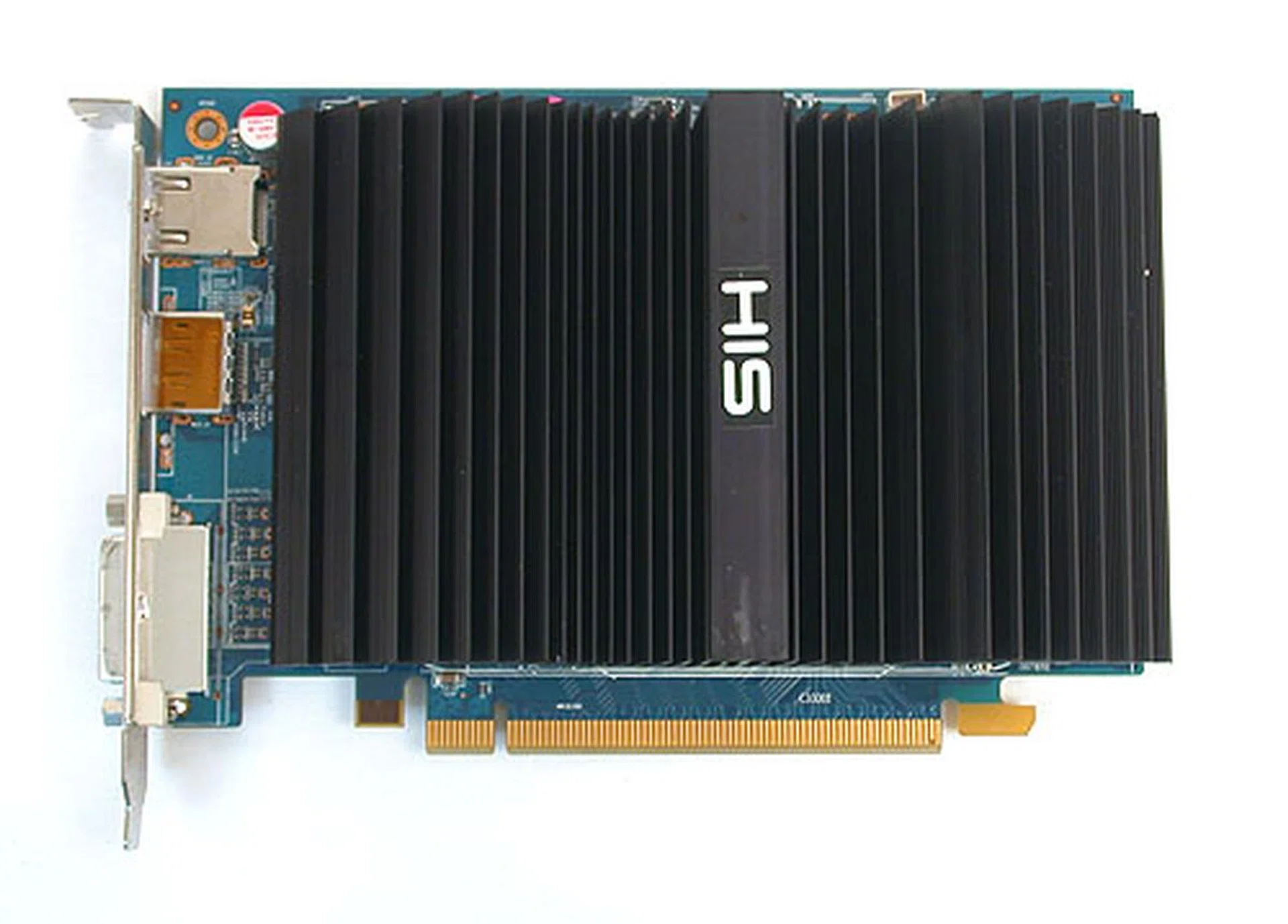 A huge chunk of fins and cold metal make up the passive cooler on this HIS Radeon HD 6570 Silence.