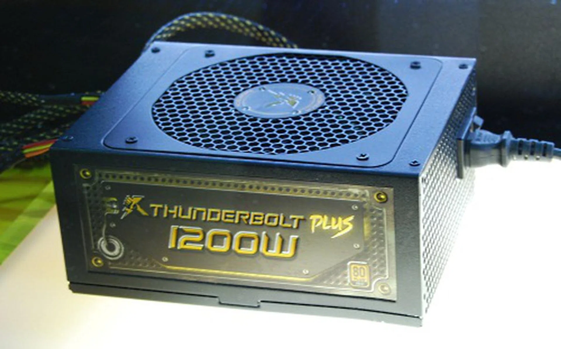 As you can expect from an enthusiast oriented brand, the wattage is excessive at 1200W for the top model in Thortech's lineup. It also has a single +12V capable of providing 100A.  