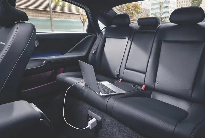 Imagine being able to charge a laptop! Image source: Hyundai.