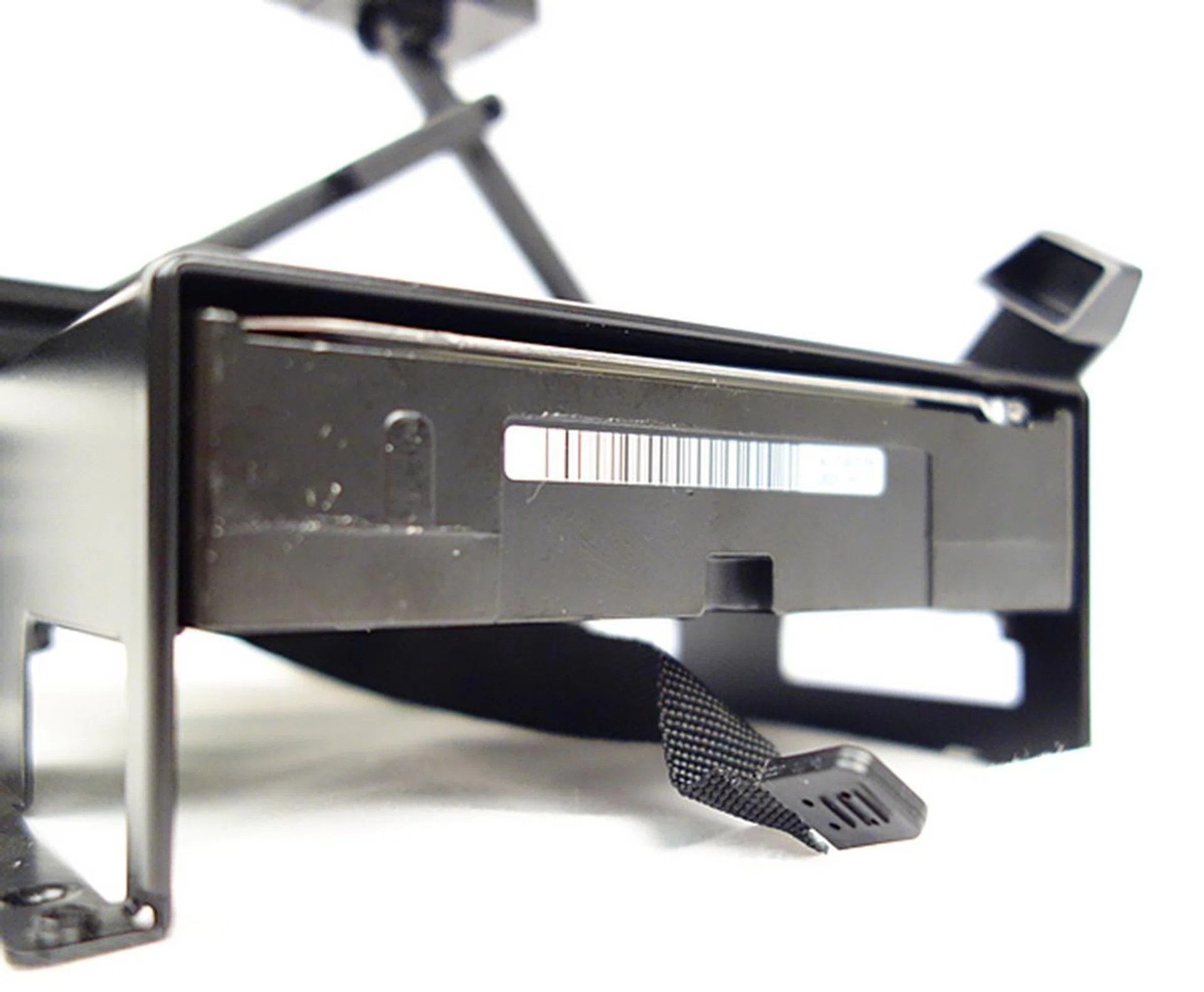 The drive can be released with a quick tug at the strap.