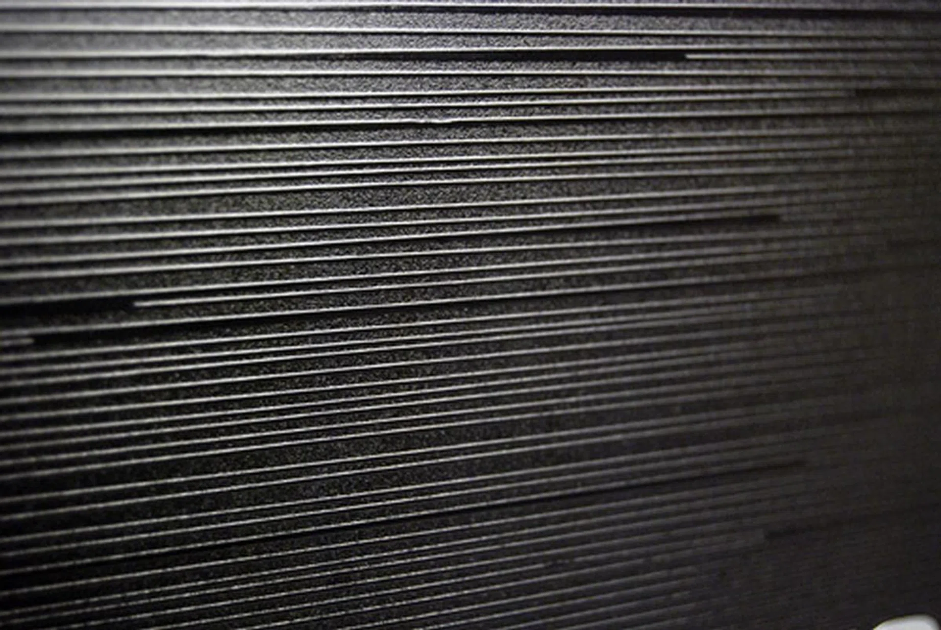 A close-up of the raised line design.