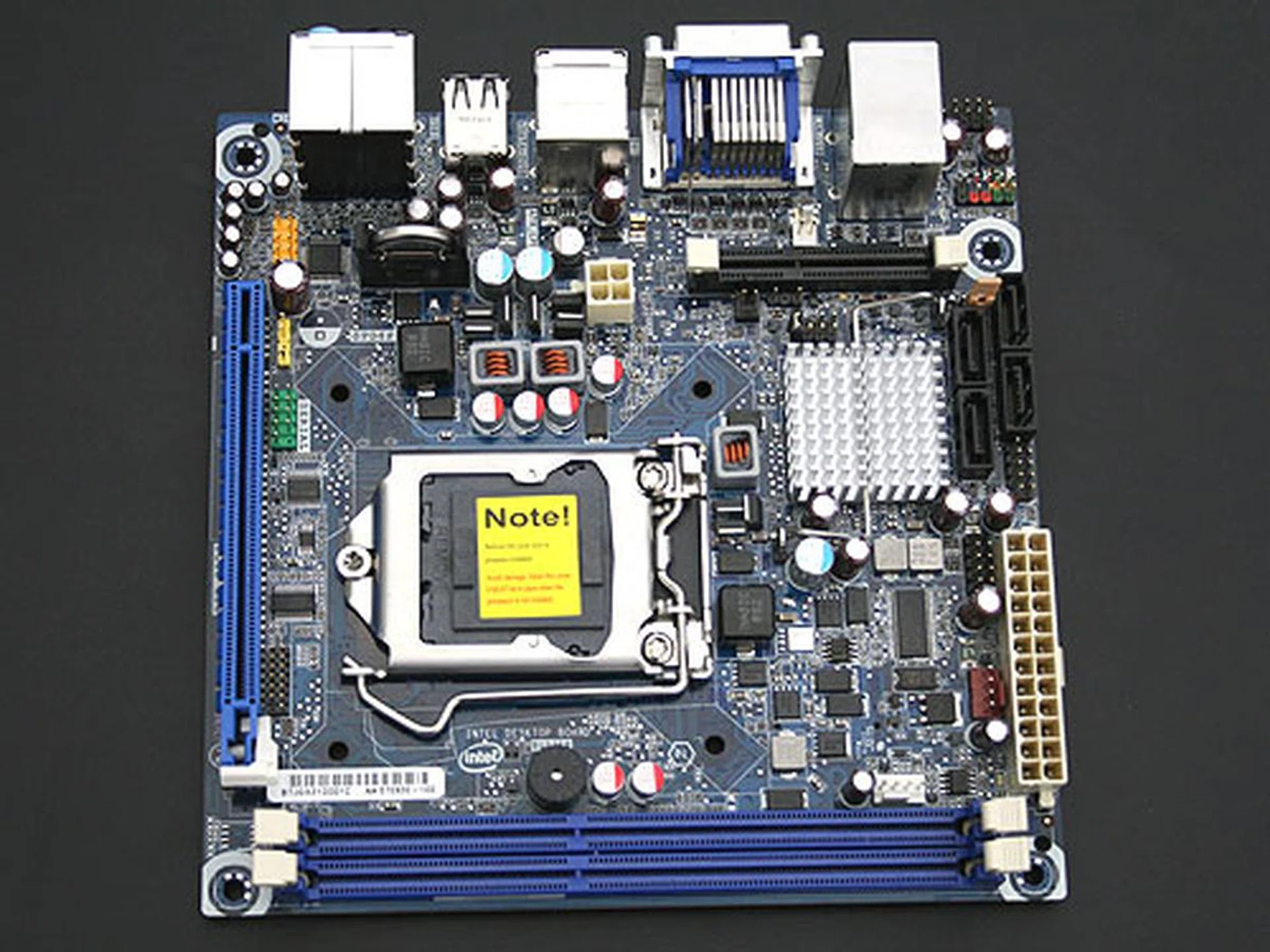 The new Intel "Jet Geyser" mini-ITX motherboard designed for Clarkdale.