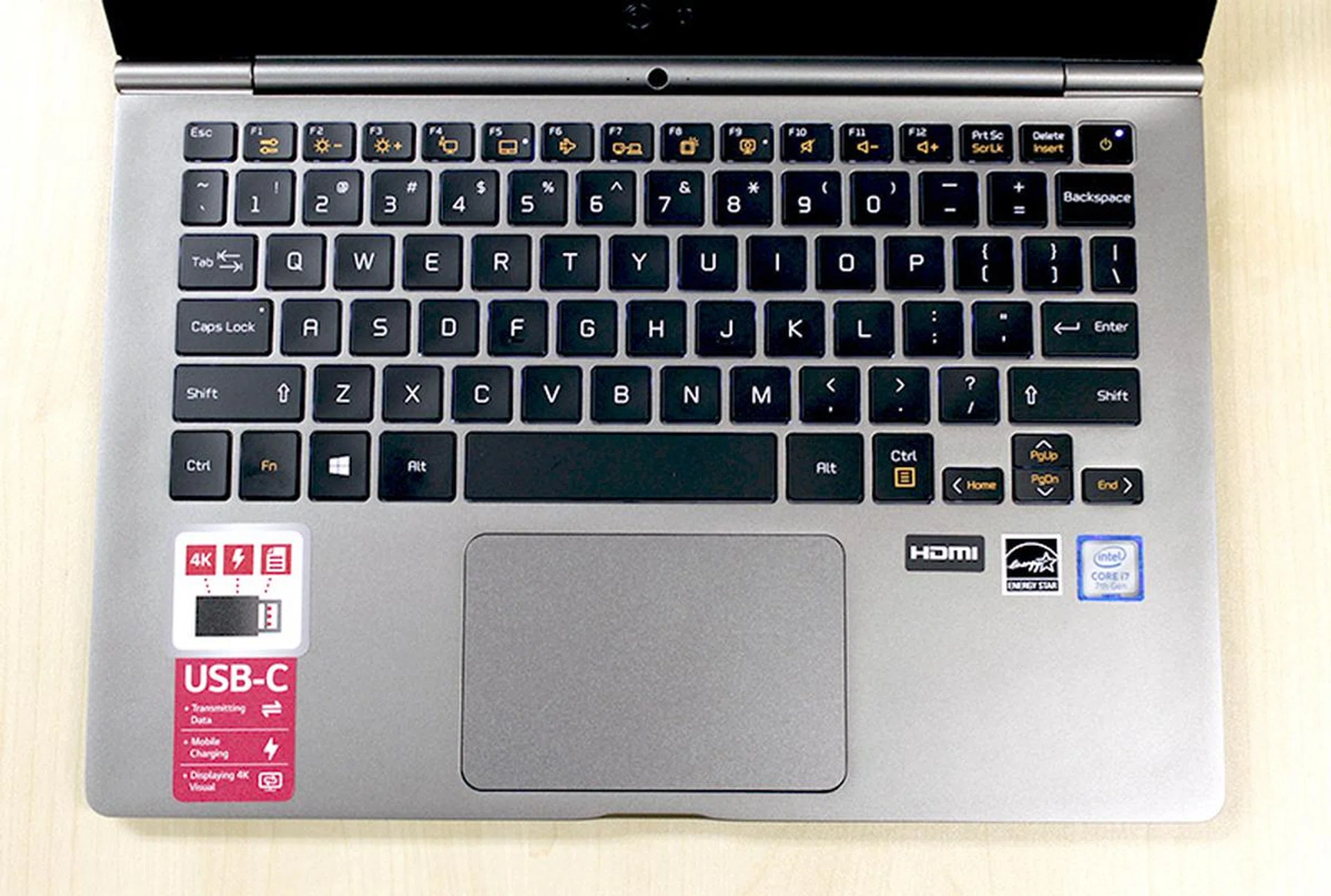 All of the new gram notebooks will have backlit keyboards. The trackpad is large and pleasant to use.