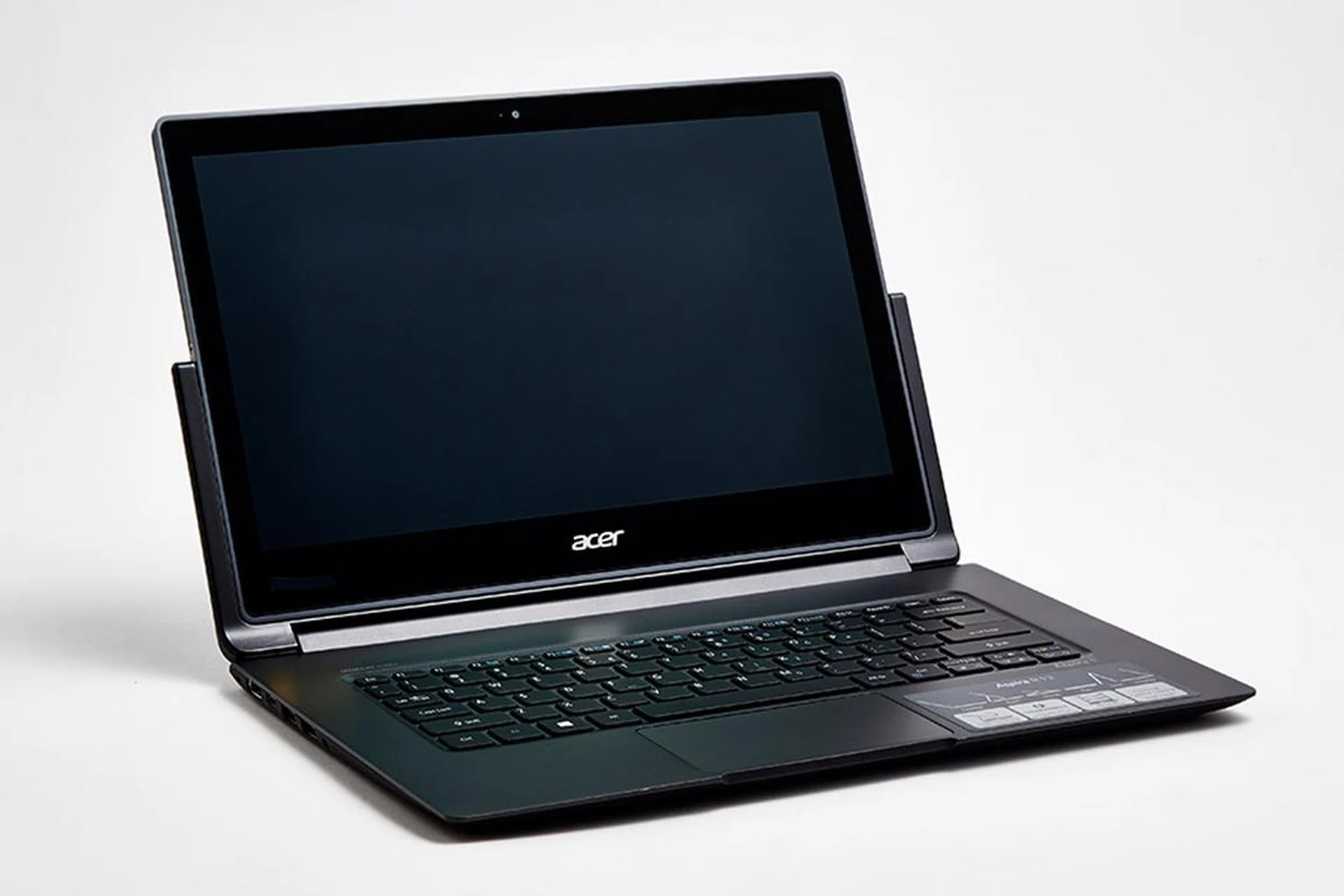 Acer Aspire R13 front