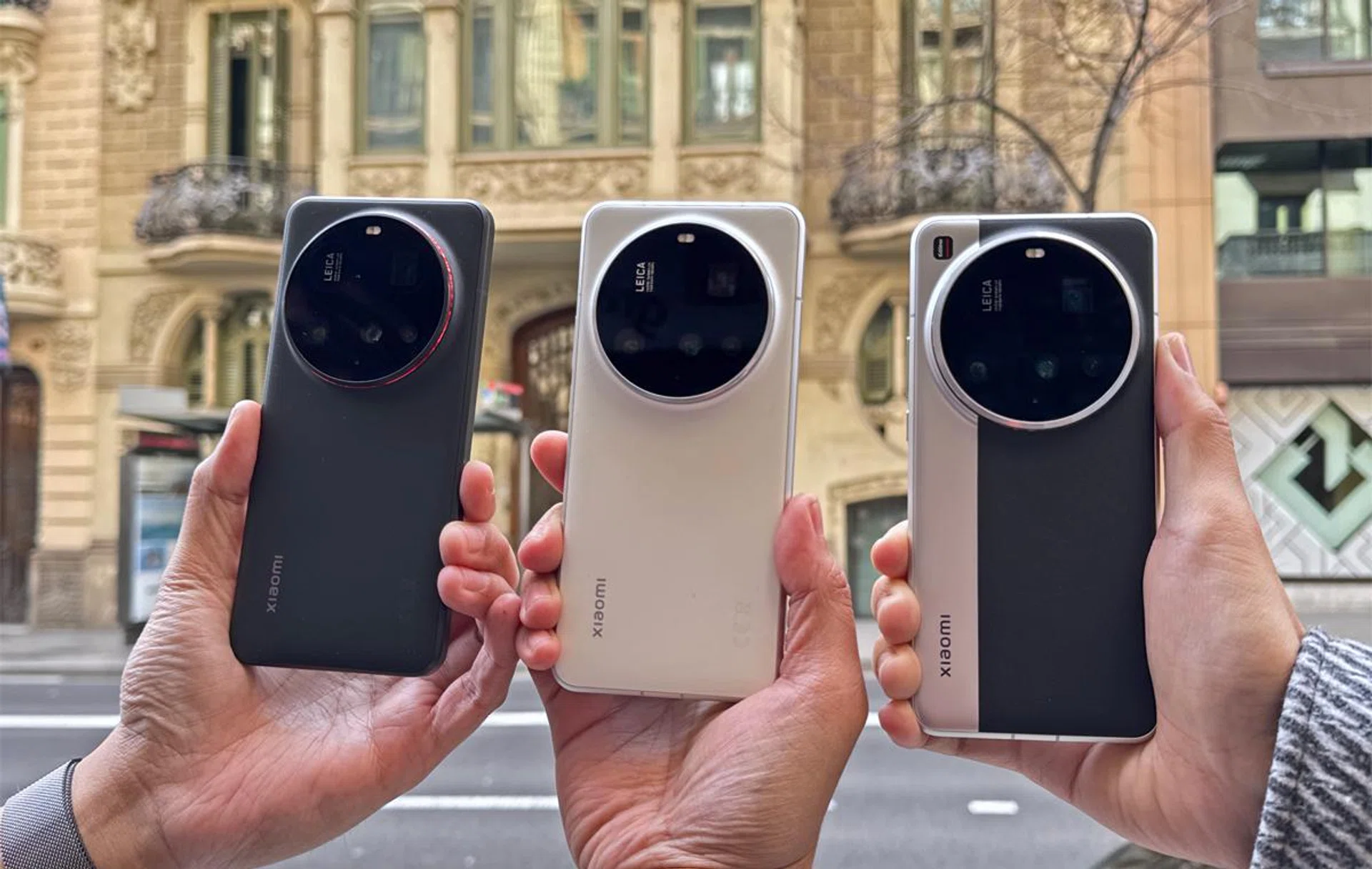 Xiaomi 15 Ultra in three colourways. Photo: HWZ.