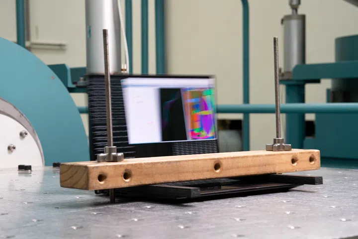 Mechanical Vibration Test. PHOTO: ASUS