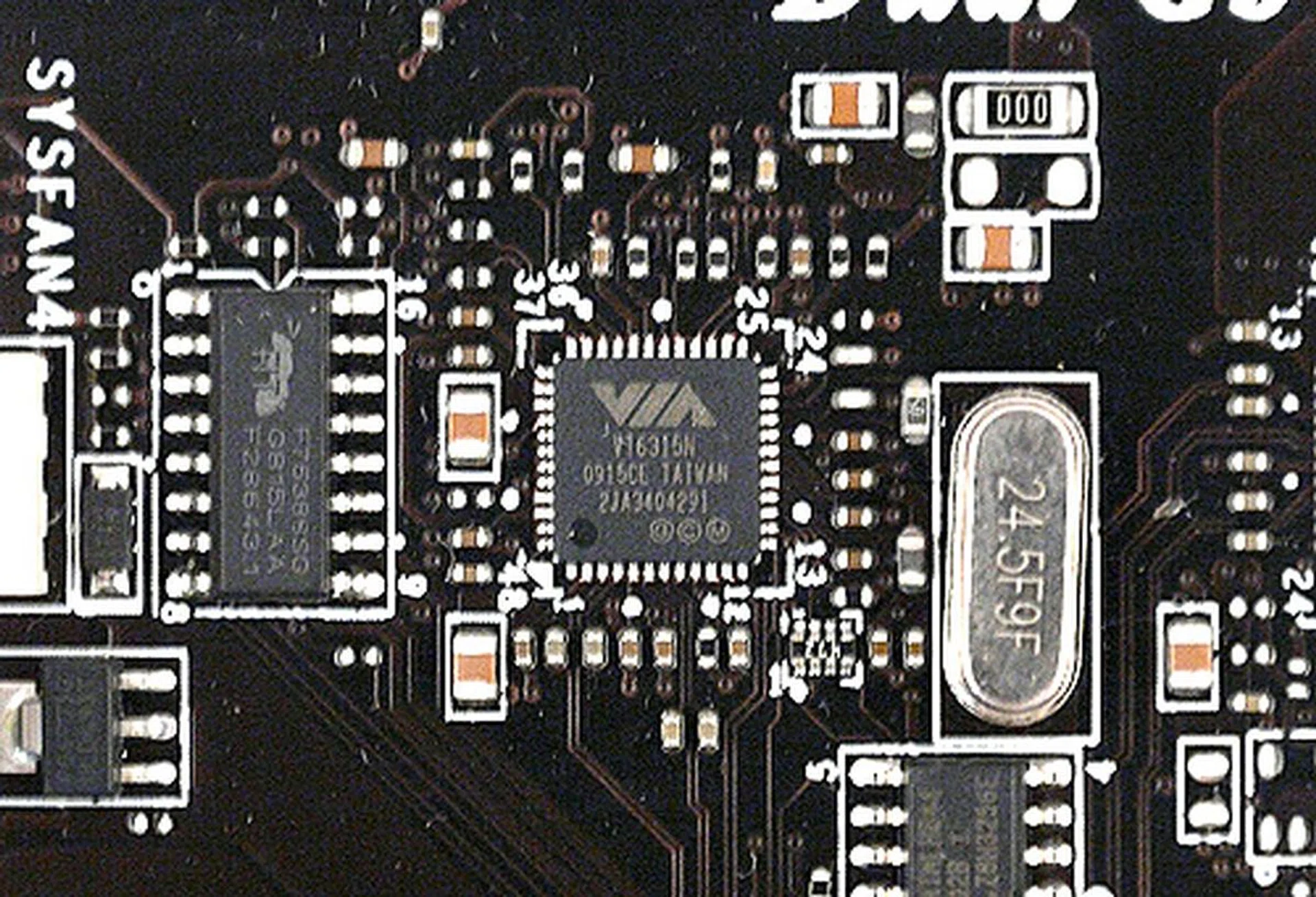 This VIA VT6315N chip supports the board's two IEEE 1394 ports, one at the rear and the other via an onboard header.