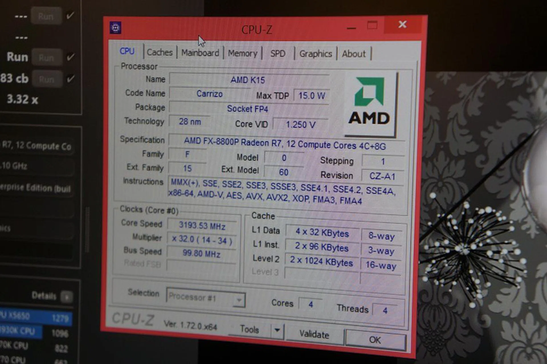 Here's it is again when in a re-run where you can see it operating at full load where it manages a boost clock of about 3.2GHz.