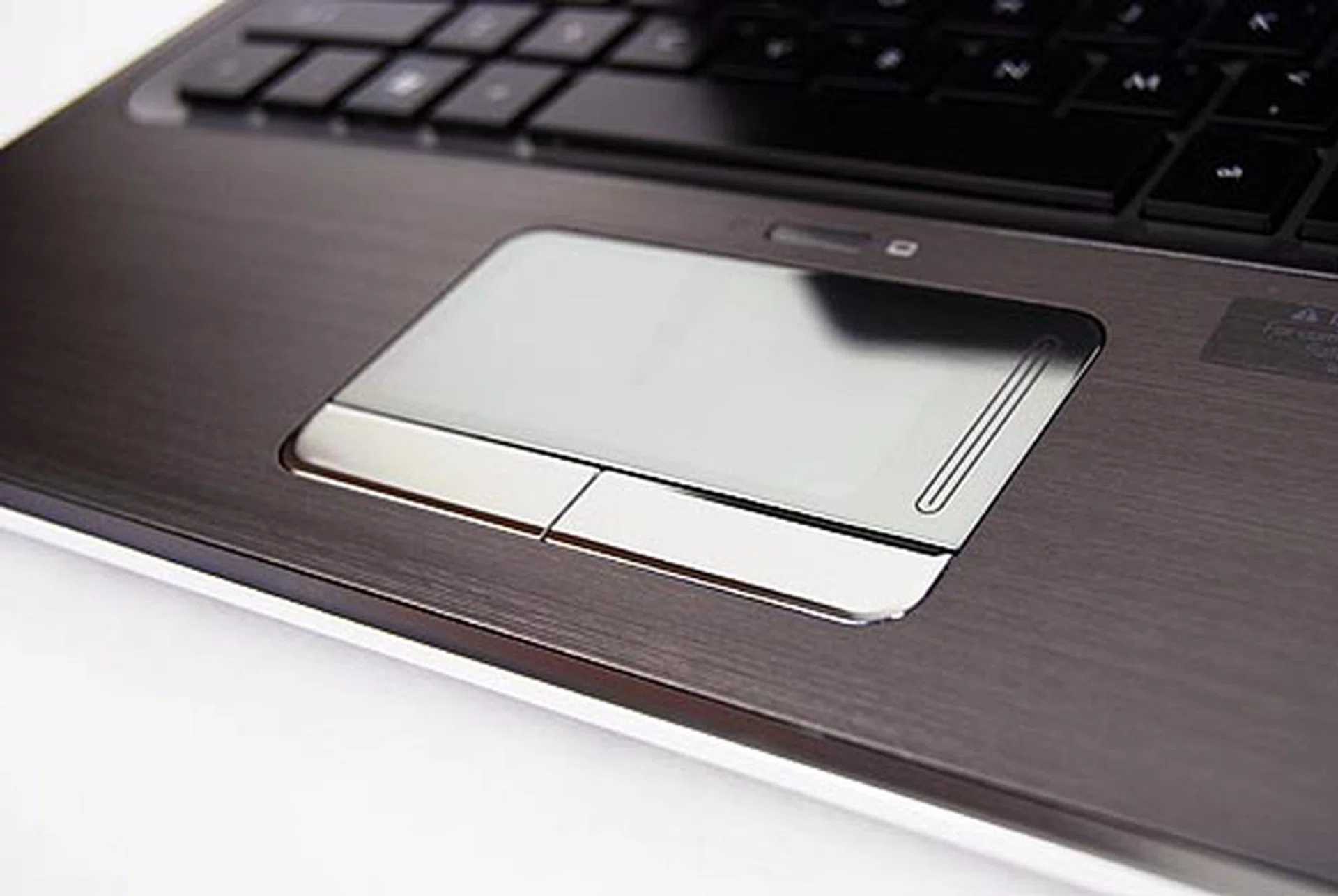 The trackpad retains its shiny looks and internally, we have had some contrasting opinions between liking and disliking it. So we're guessing it's all down to the individual.