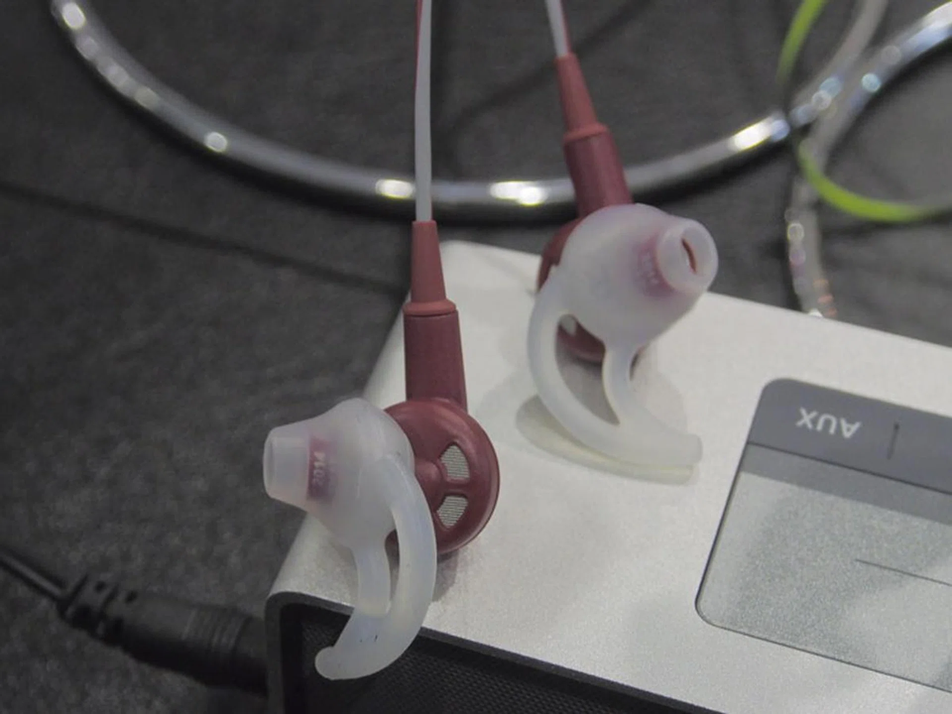 The Bose SoundTrue In-Ear headphones (for iOS) are going for $199 normally, but if you get a pair, you can have 2 for $338, a $60 savings for these headphones that use StayHear ear tips for optimal fit and maximum comfort.