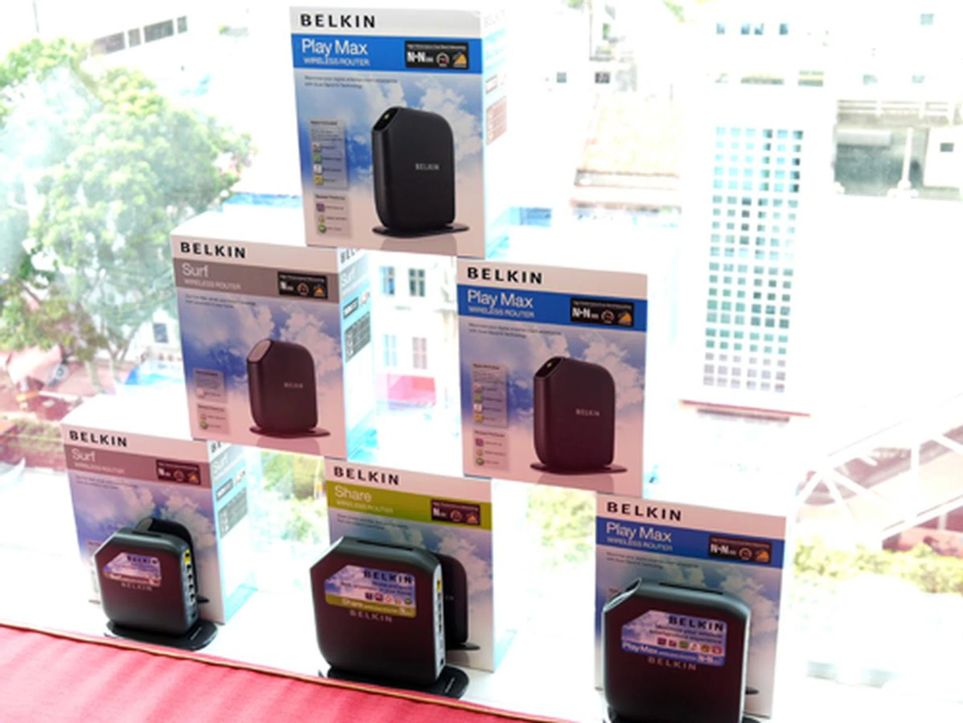 The new routers are ranked as Basic (not shown), Surf, Share and Play Max with the latter being Belkin's flagship model for their freshly baked 802.11n suite.The wireless routers are priced at S$49, S$75, S$119 and S$199 respectively.