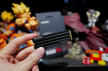The 9100 Pro is Samsung's first PCIe 5.0 SSD. Photo: HWZ