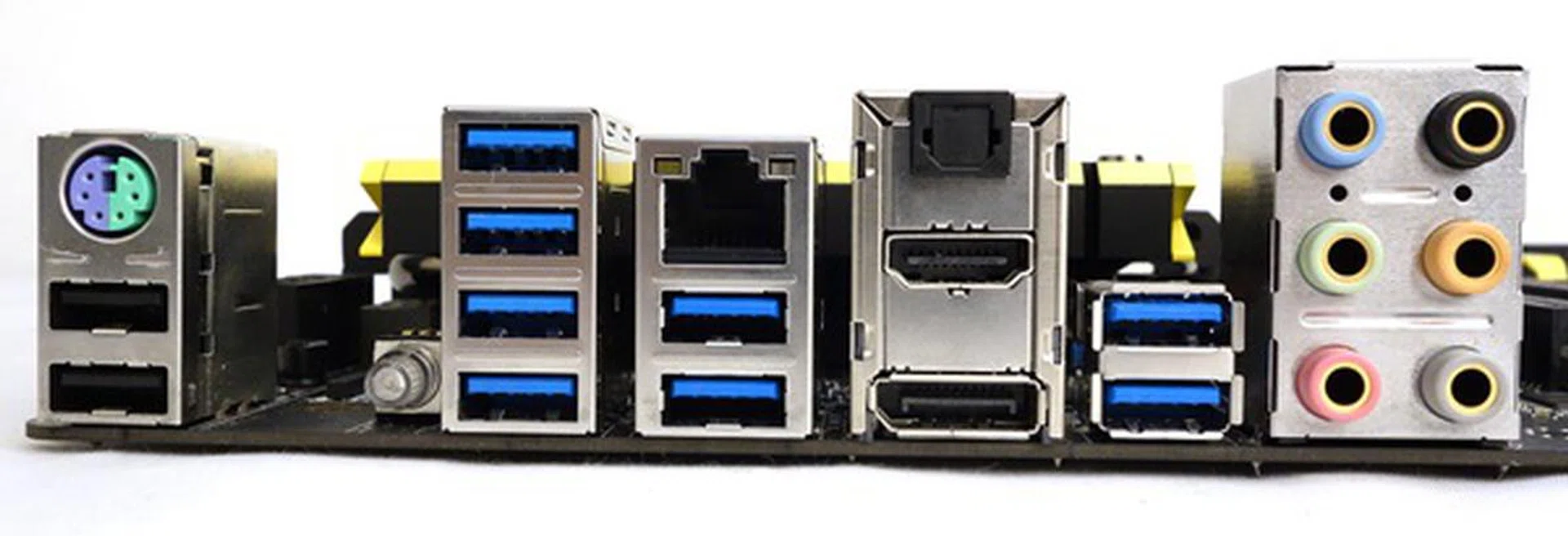 The rear I/O panel of the Z97 XPower AC. The AC appendix implies that there is a bundled Wi-Fi/Bluetooth module that can be installed.