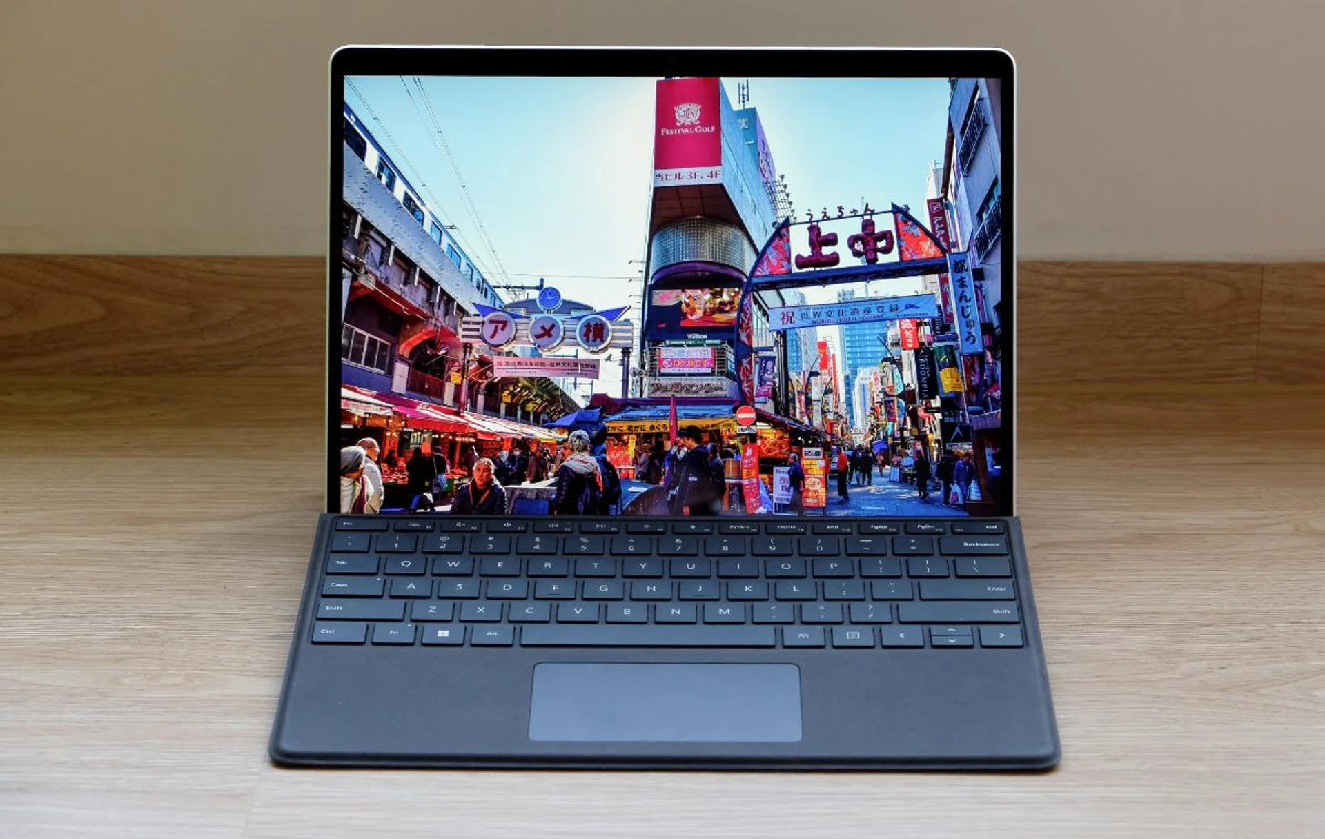 The newest Surface Pro 9 is a spec-bump update, so let's see just how good it is.