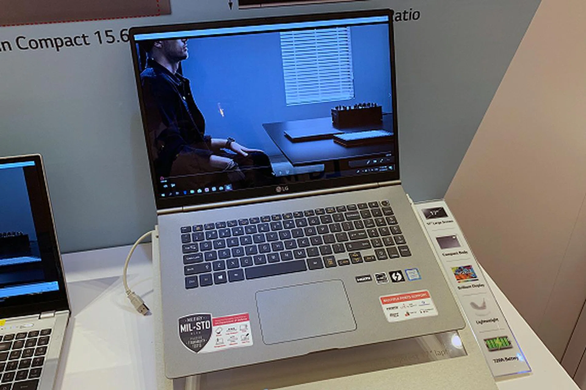 The gram 17 is a 17-inch notebook that only weighs 1.34kg.