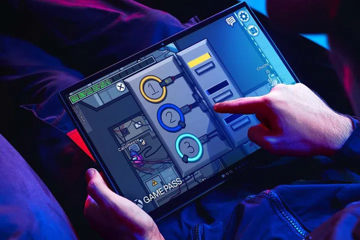 An impressive touchscreen display. (Image source: ASUS)