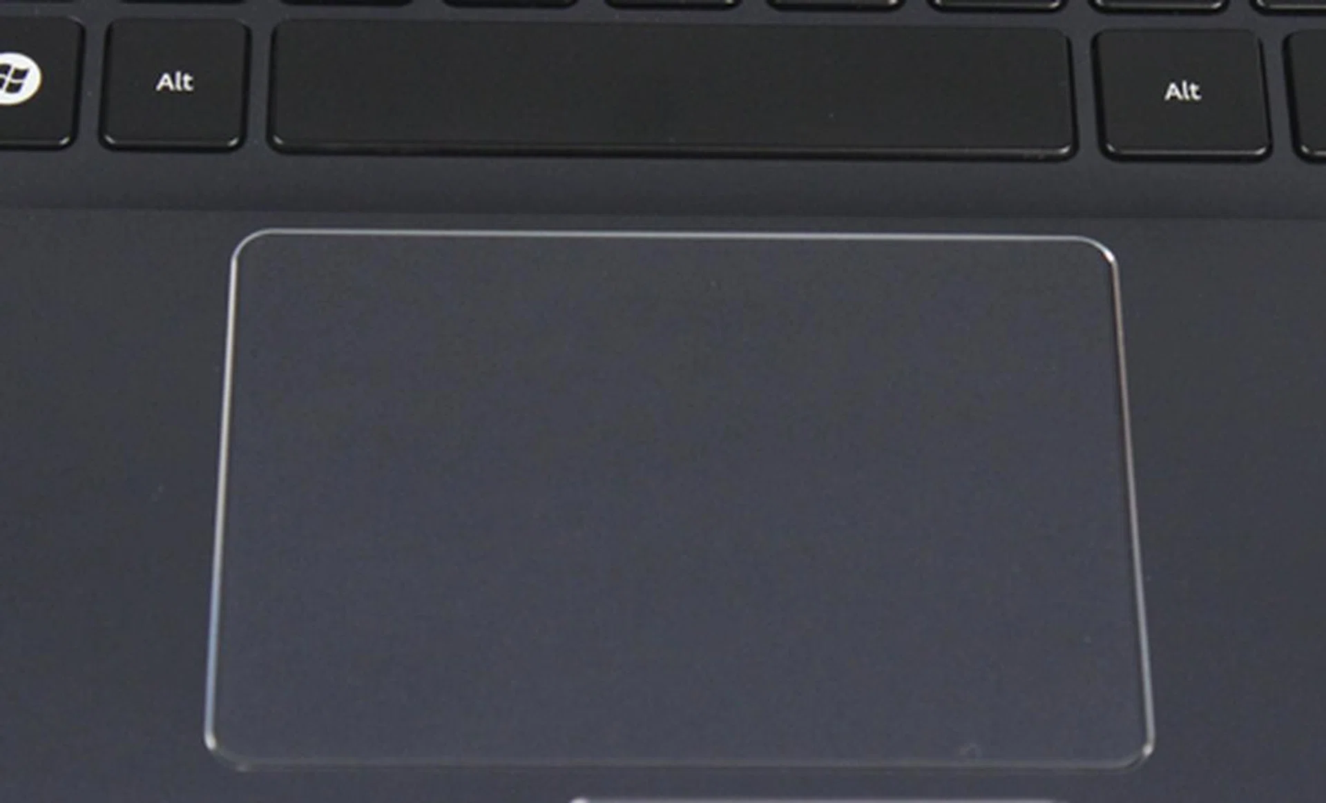 The glass trackpad, makes a comeback on the 2012 Series 9.