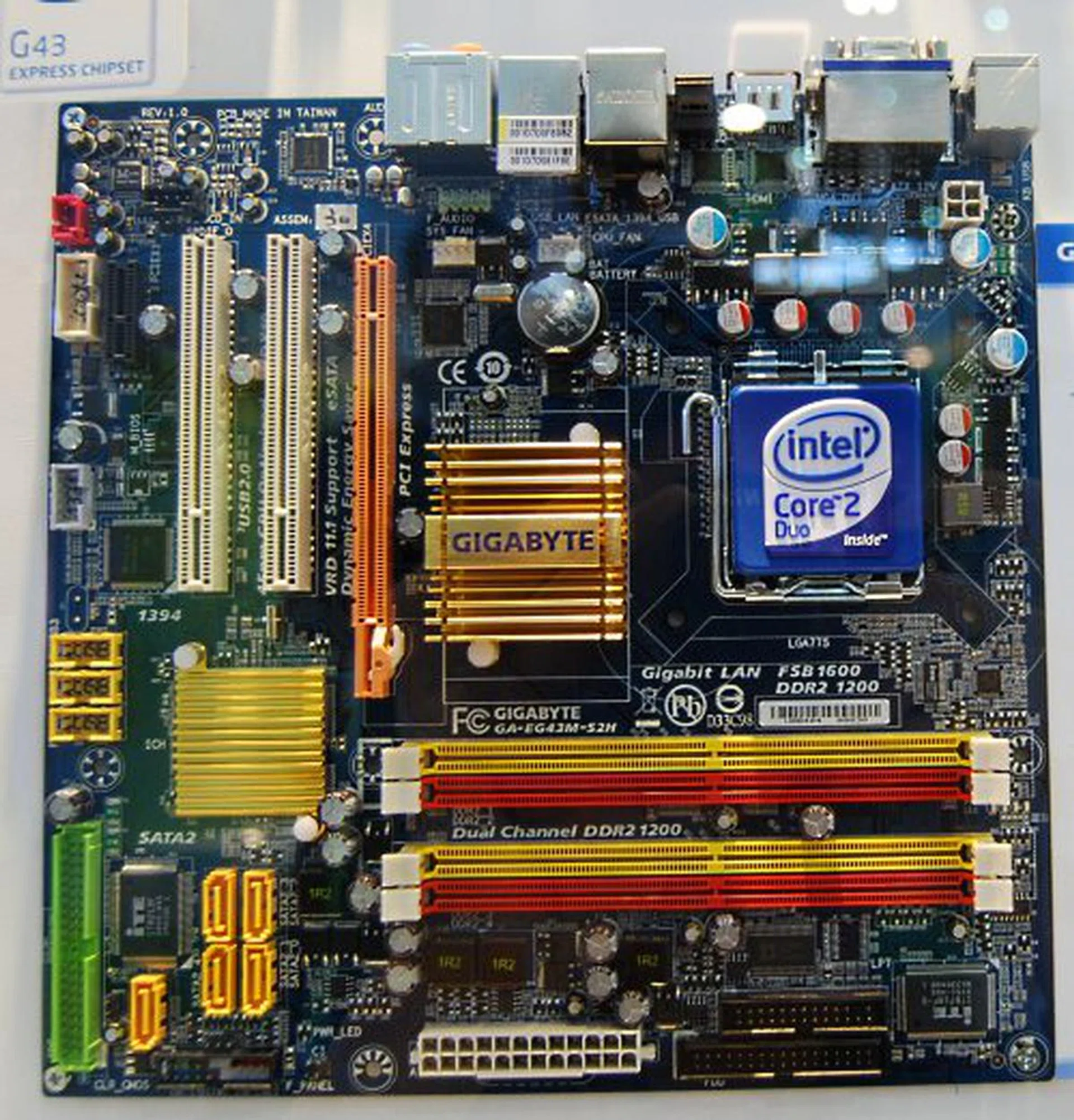  With no RAID support and a FSB of 1600MHz (unofficial, only via oveclocking), the GA-EG43M-S2H has the integrated X4500 GMA for full 1080p playback with HDCP support but replaces the ALC889A HD Audio CODEC with only the standard 8-channel HD Audio CODEC.  