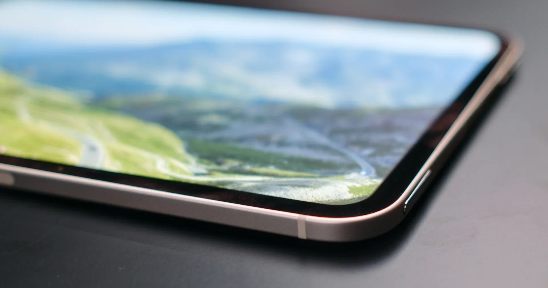 iPad mini 5.4mm thick