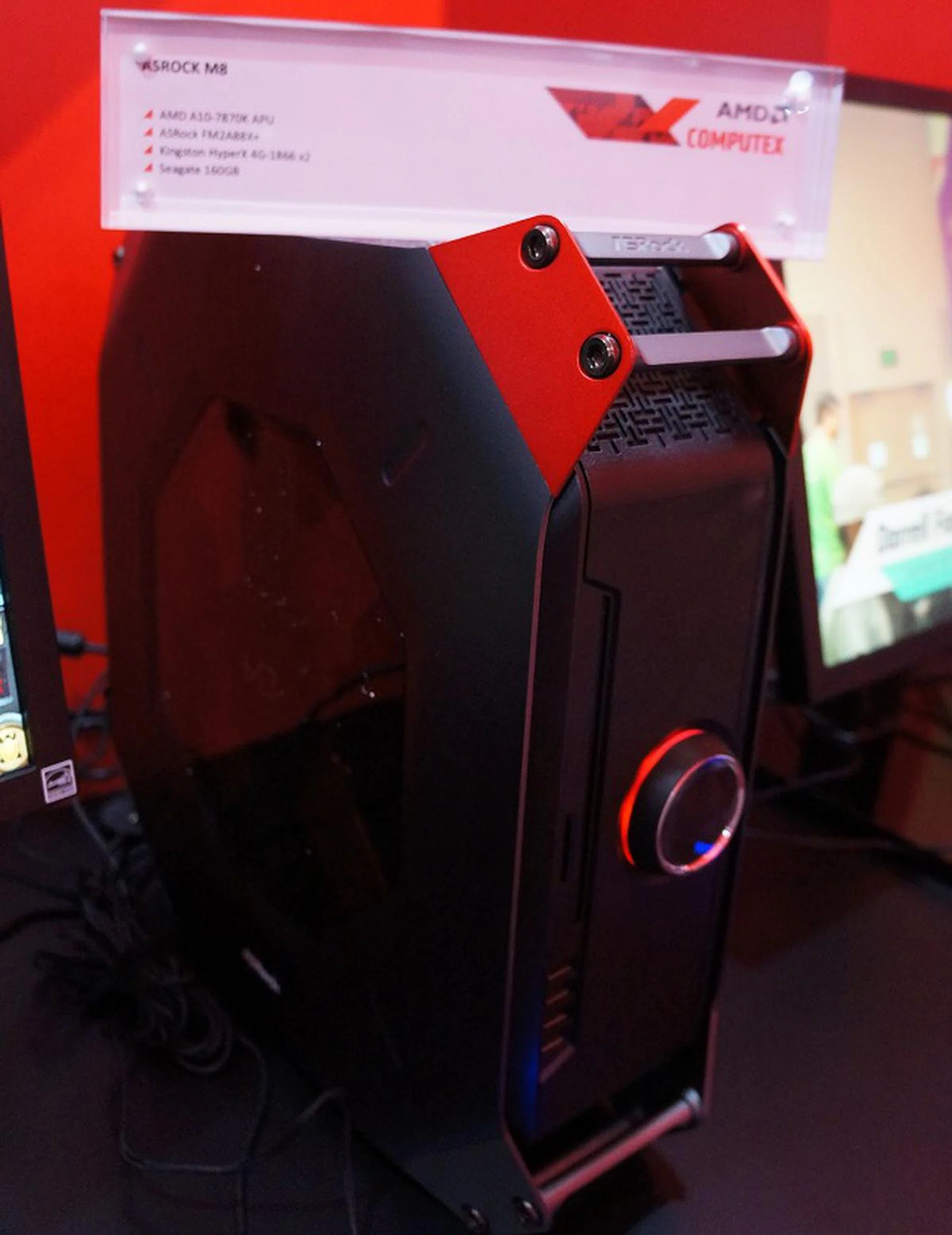 ASRock's M8 compact gaming machine is ready with an A10-7870K Godavari APU, ASRock's FM2A88X+ motherboard, 8GB of Kingston HyperX DDR3-1866 and a 160GB Seagate hybrid HDD.