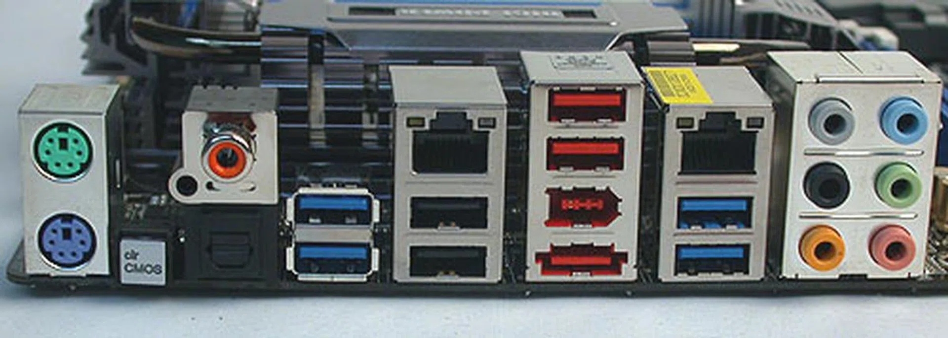 The rear I/O panel is quite balanced and more than adequate. USB 3.0 ports, FireWire and eSATA ports and there's even a handy Clear CMOS switch. Both optical and coaxial S/PDIF outputs are also present. 