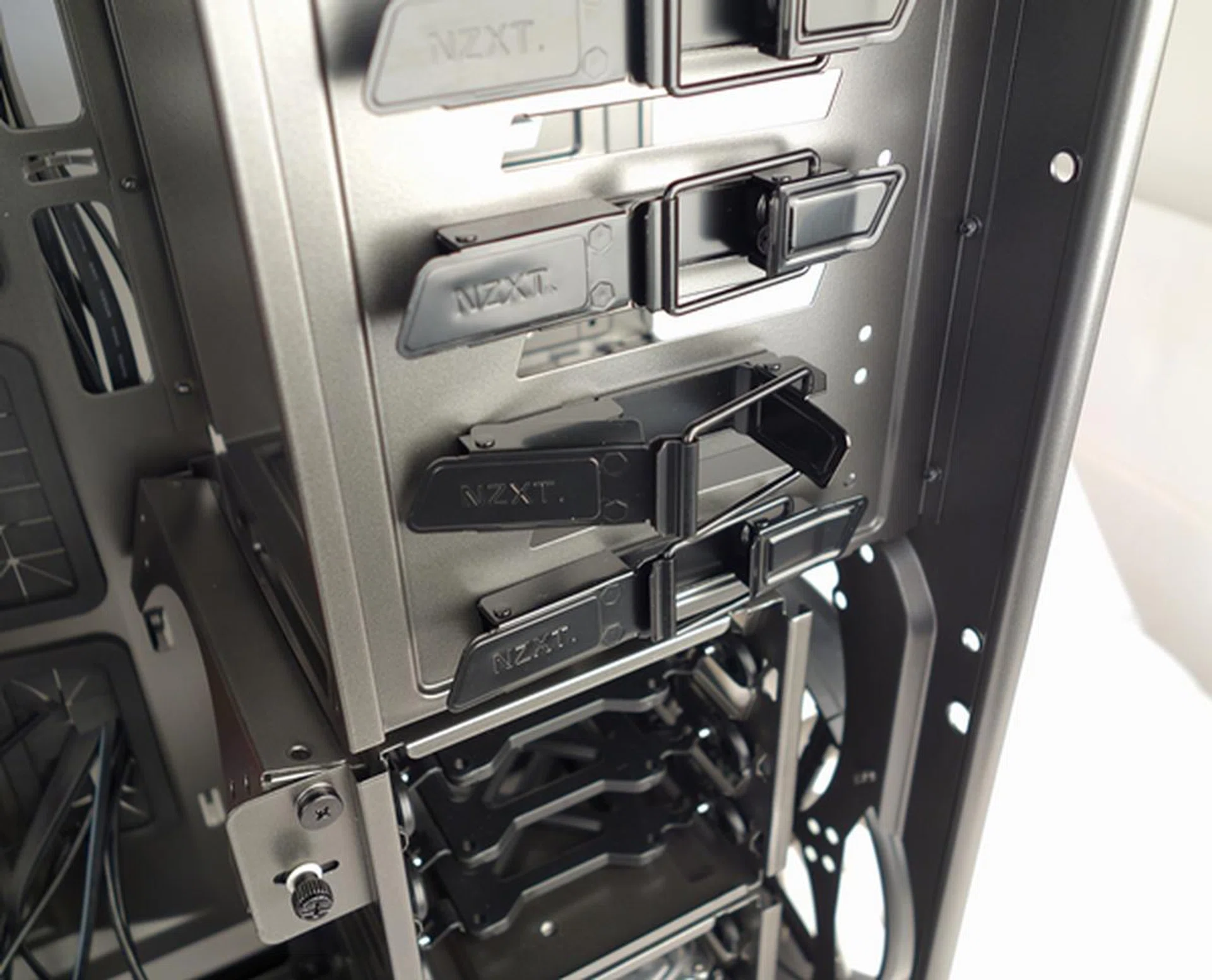 The black metal latch makes the installation of a 5.25-inch drive a breeze.