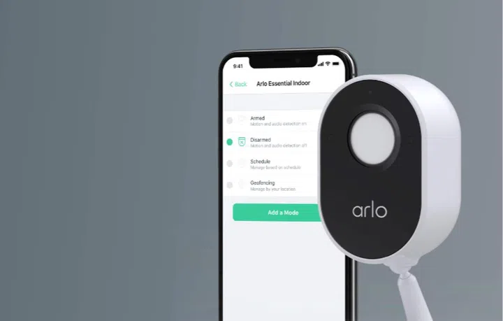 The app can turn the privacy shield on and off. Image courtesy of Arlo. 