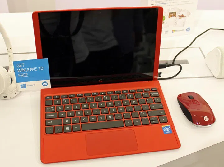 You can get the Pavilion x2 in two different colors, Sunset Red (shown) or Blizzard White. Perfect for SG50.