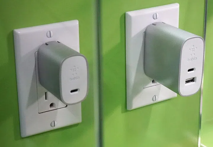 Left:- The USB-C Home Charger 27W. Right:- The Dual Port Home Charger 39W + USB-C to USB-A Cable.