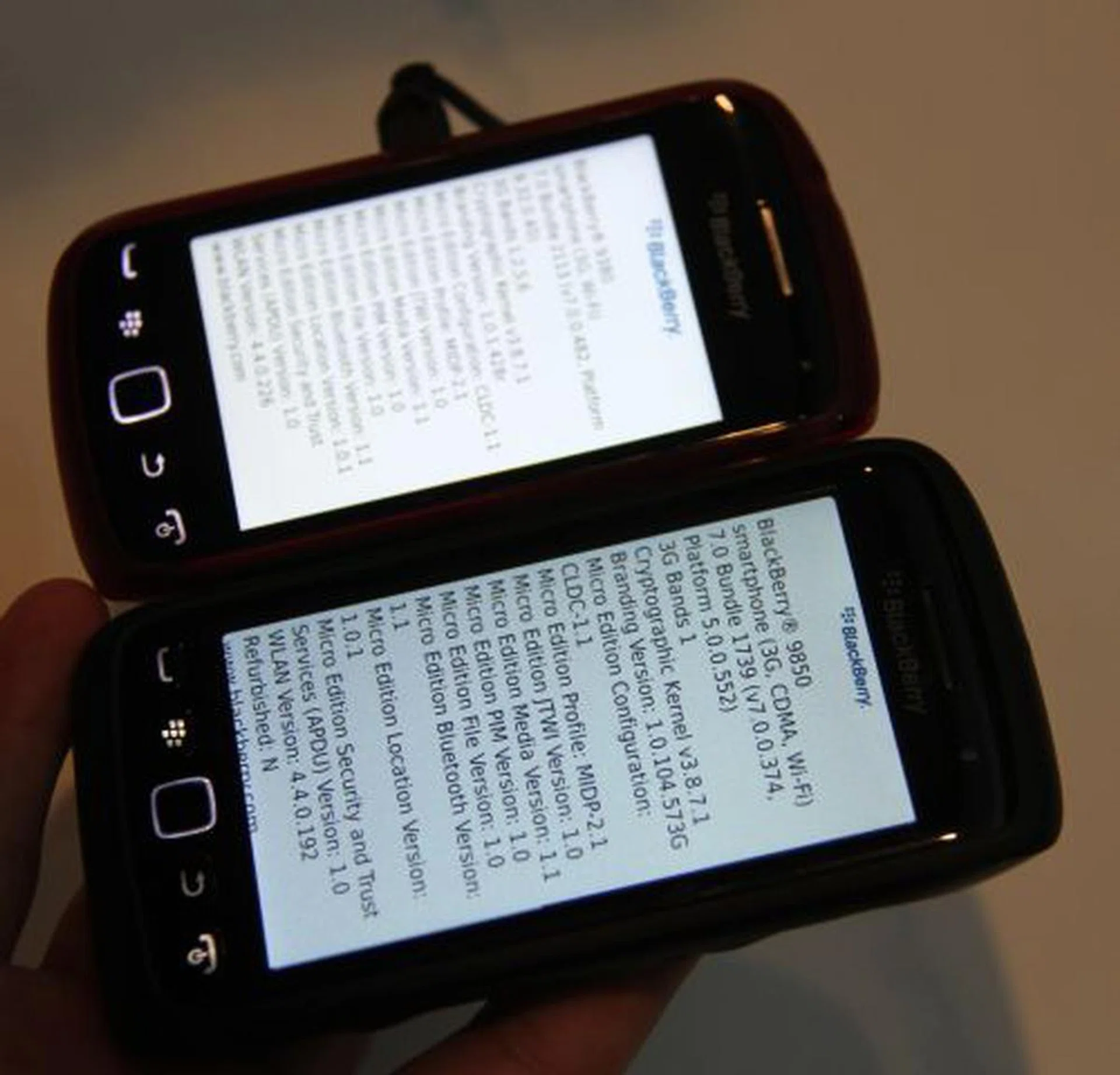 Here's a quick comparison of the general size of the BlackBerry Curve 9380 (background device) with the BlackBerry Torch 9850 (foreground device).