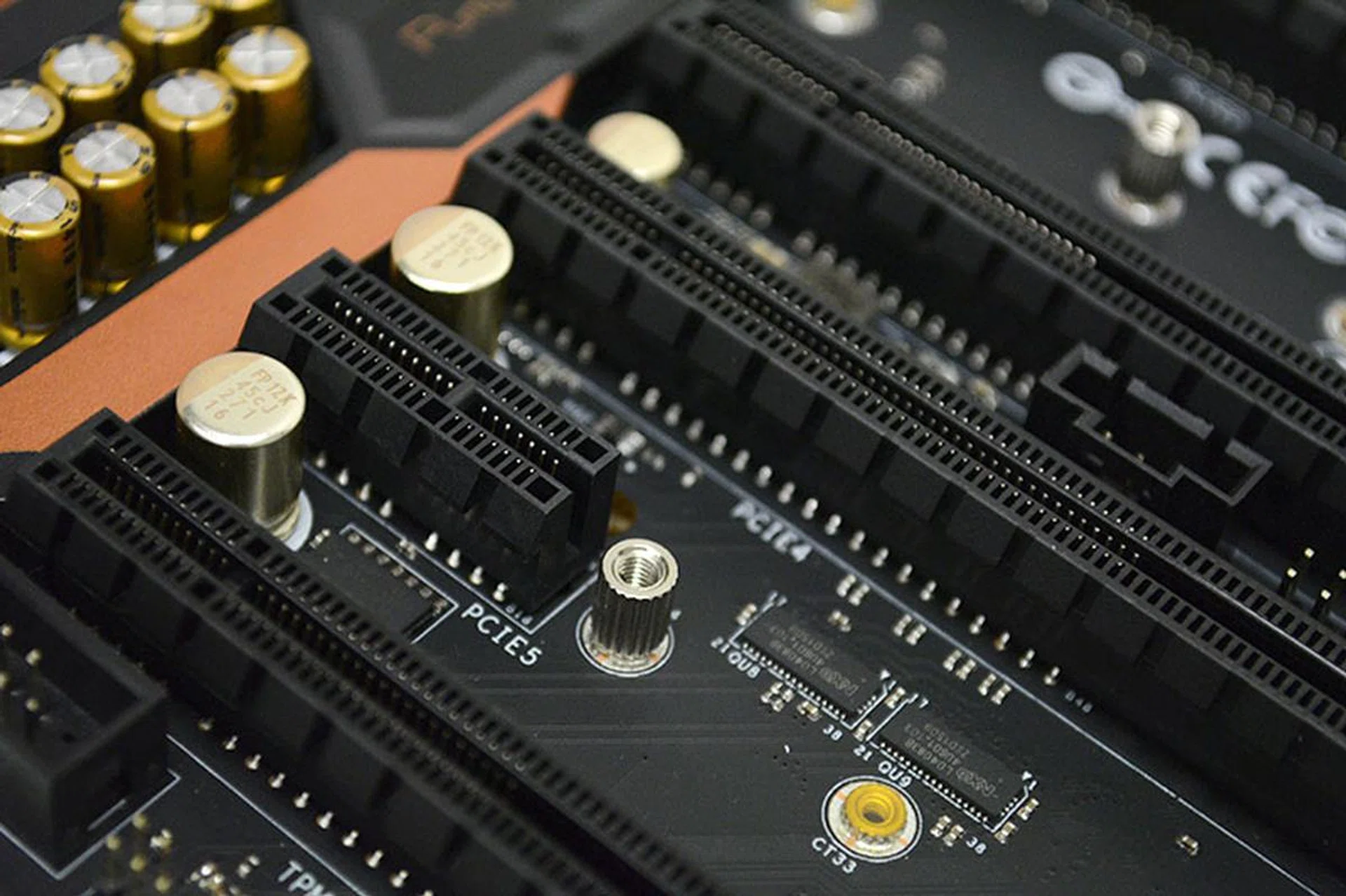 The PCIe 3.0 x1 slot will take even full-length add-in cards because of its open design.