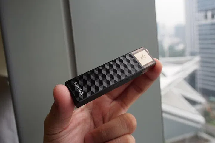SanDisk Connect Wireless Stick. 
