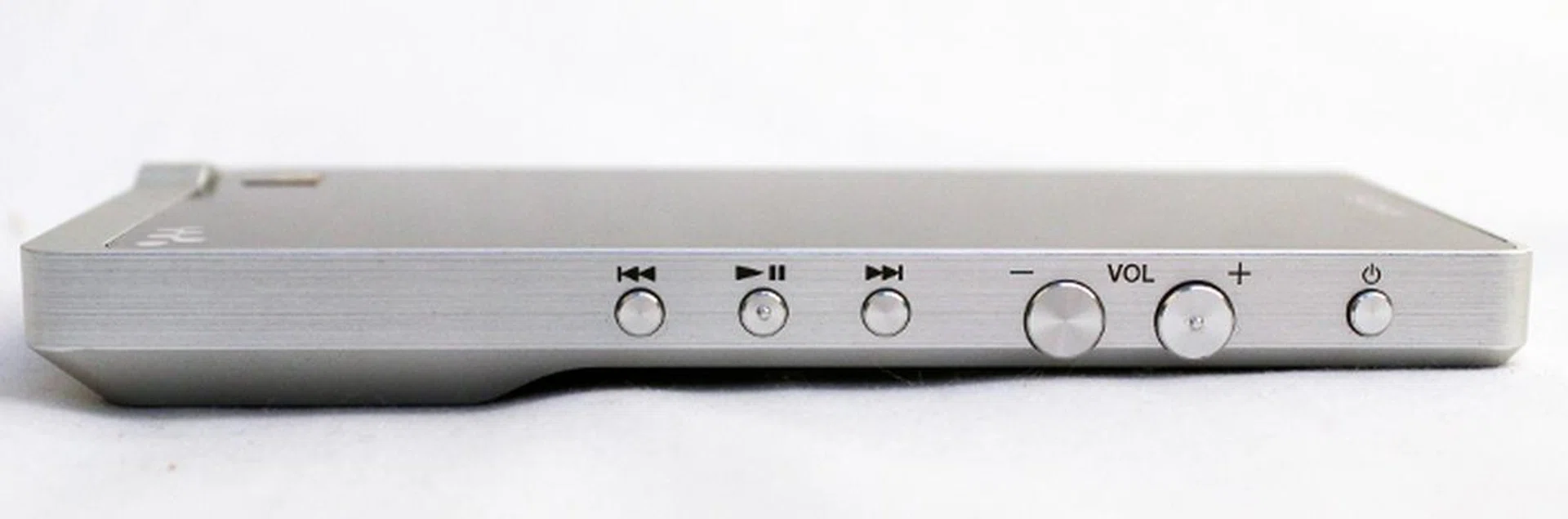 There are physical buttons on the ZX1 to help with audio playback.