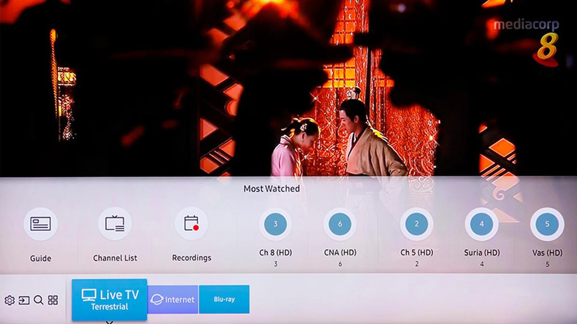 Visually, the most obvious change is this white frosted glass effect that permeated the whole UI, from the home screen right down to the system menus.
