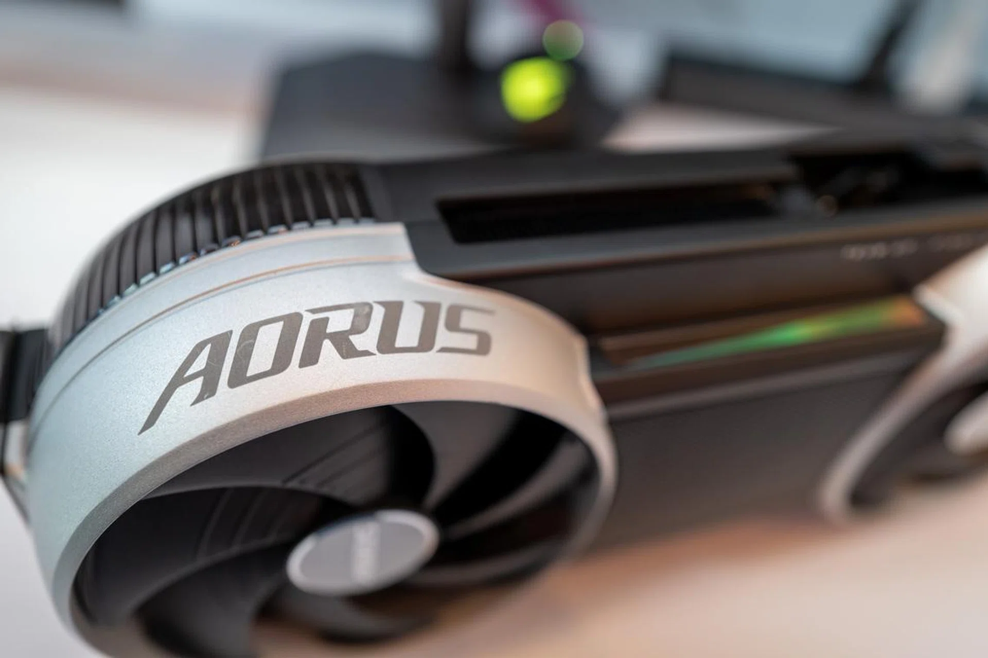 Aorus RTX 5090 Infinity