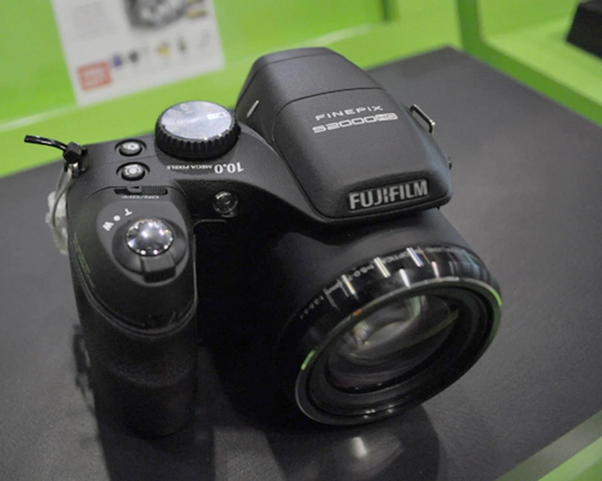 So if you're planning to get a full HDTV, how about getting a camera that's capable of HD video recording? Such as the Fujifilm Finepix S2000HD, priced at $499. At that affordable price, you get a 10-megapixel camera with 15x optical zoom and a 28mm wide-angle lens.