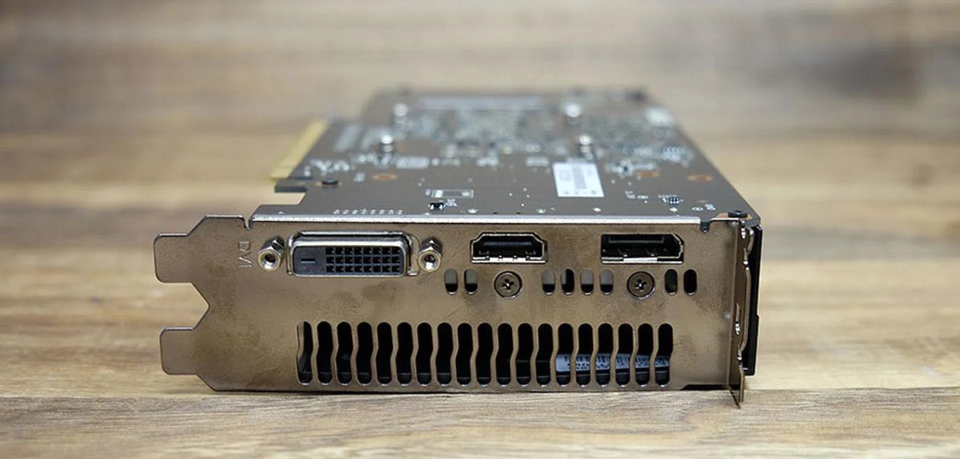 A look at the display connectors available on the rear.