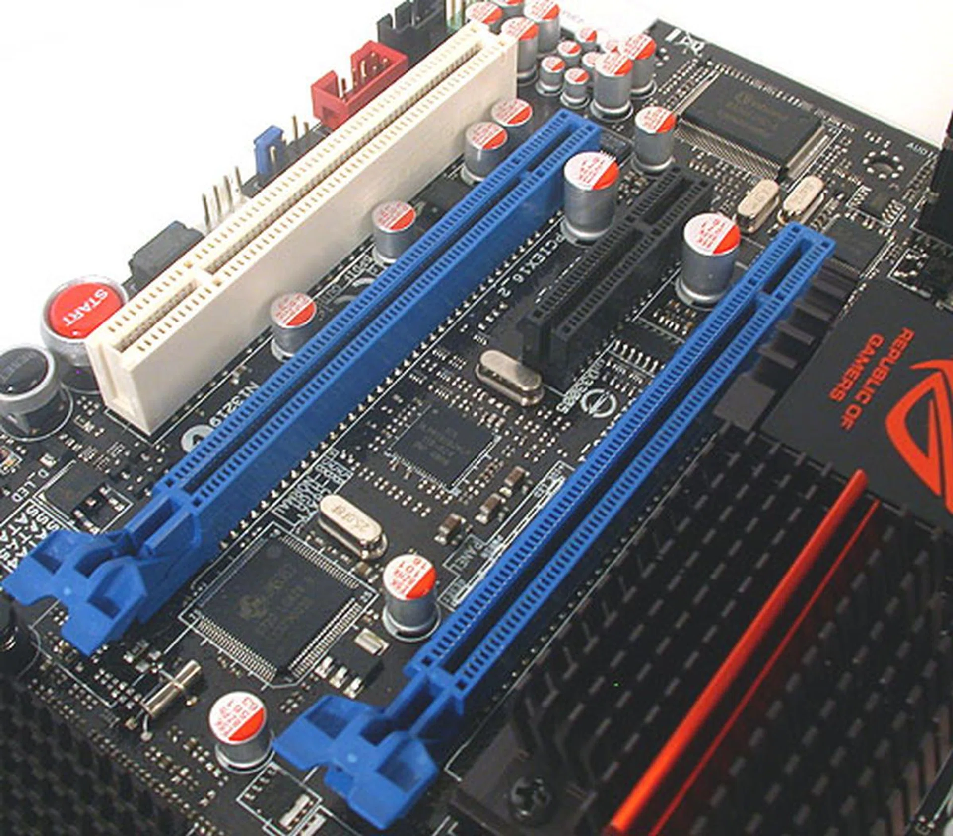 Another concession to the lack of space on a microATX board is the design of the PCIe x16 slots on the Gene. These slots have latches that make the add-on cards easy to remove, unlike those that require one to press a button or push a lever, which may be difficult in a confined area.