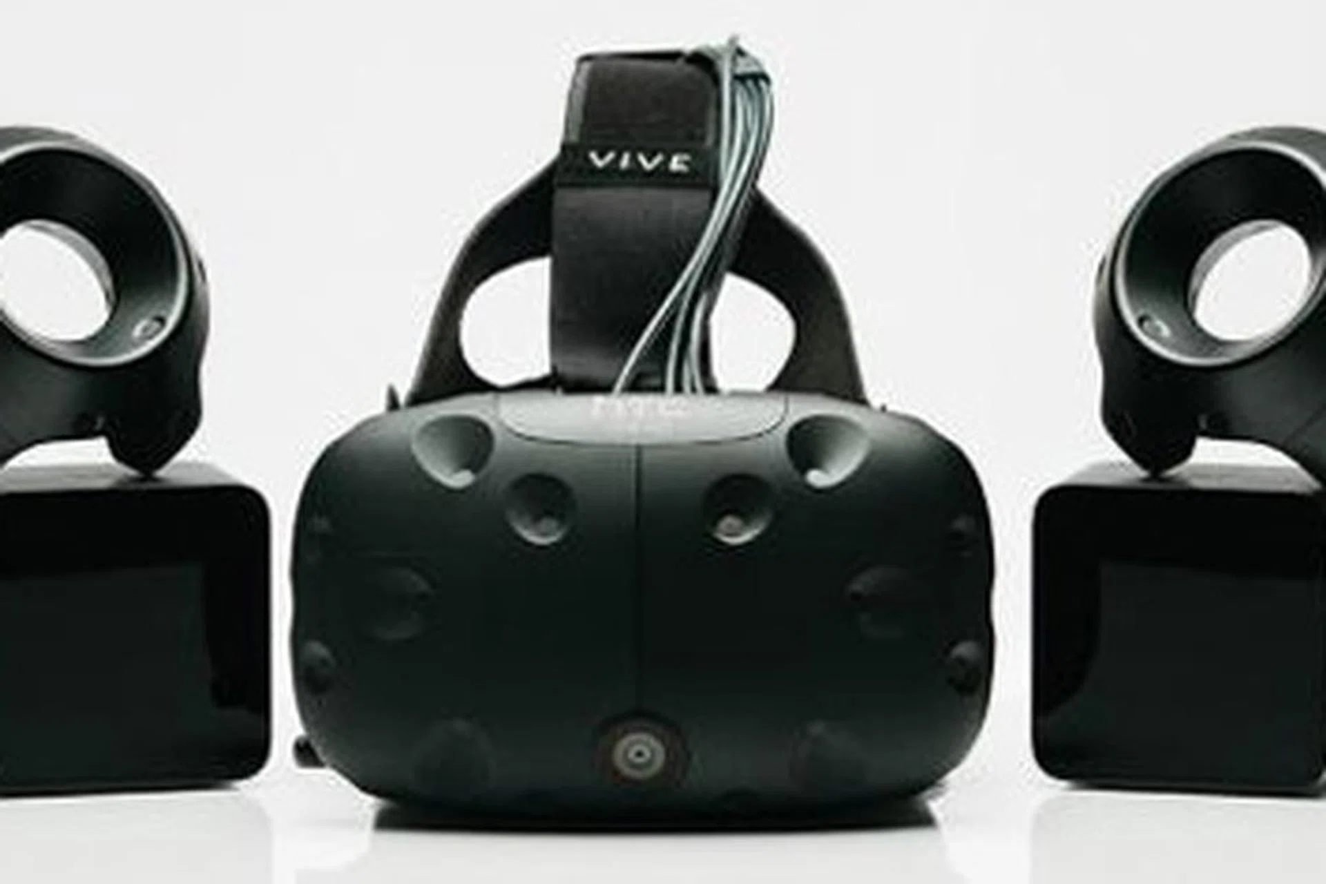You get the controllers, the HTC Vive headset and the two wireless cameras as well as two free games, when you buy the HTC Vive.