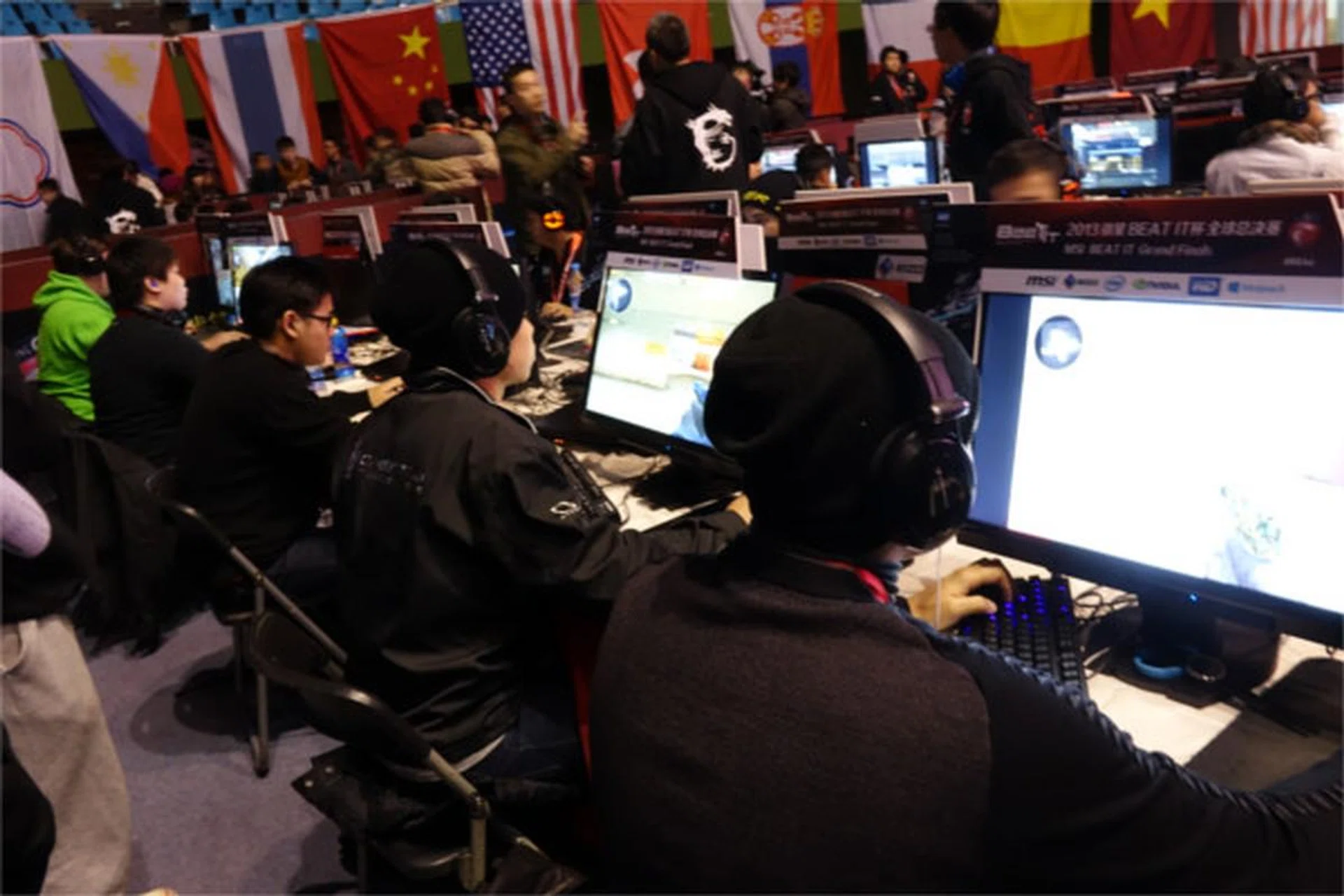 Singaporean team Flash Esports in action.