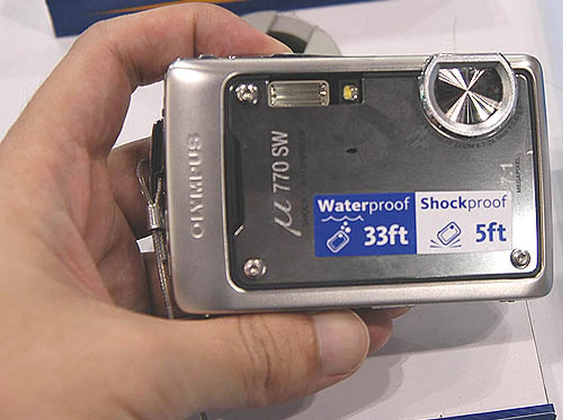  The Olympus u770SW digital camera makes an ideal gadget for the avid adventurer, especially if you're into snorkling and backpacking. This 7.1-Megapixel camera is waterproof up to 10m, shockproof up to 1.5m, freeze-proof up to negative 10 degrees Celsius and can withstand up to 100kg of crush force. Is it worth the S$699 price tag? Check it out at the IT Show and make your decision.  