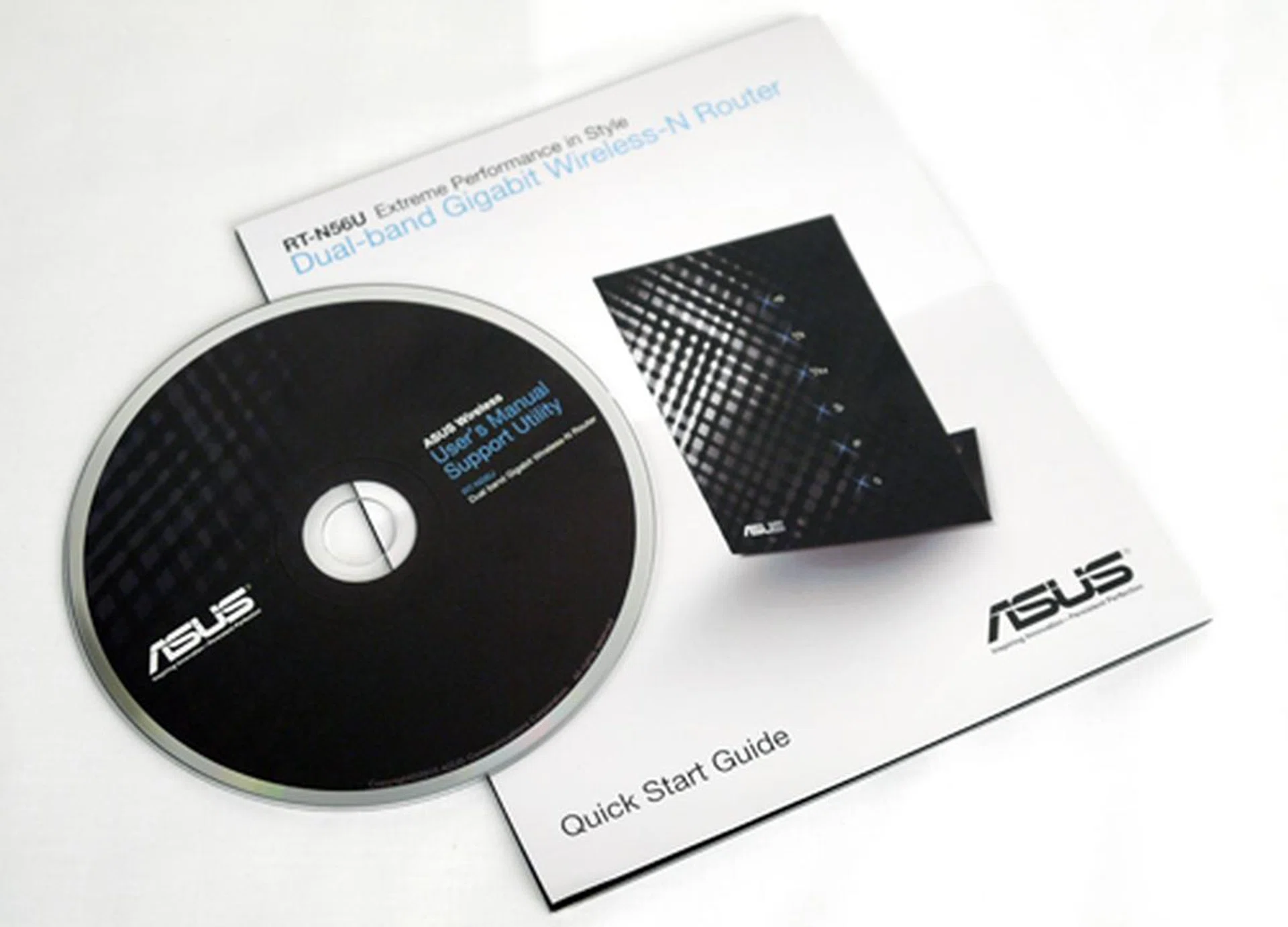 ASUS is bundling the router with a Quick Start Guide which comes with basic setup instructions. If it is too brief or simple for you, there is a more concise edition waiting in the CD.