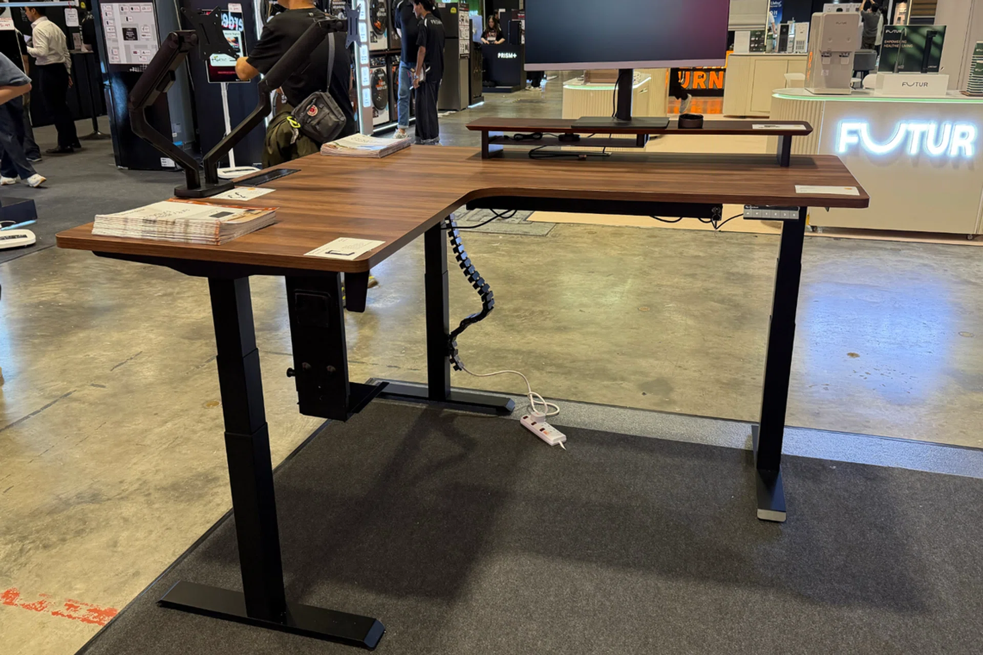Interdesk L-shaped Desk