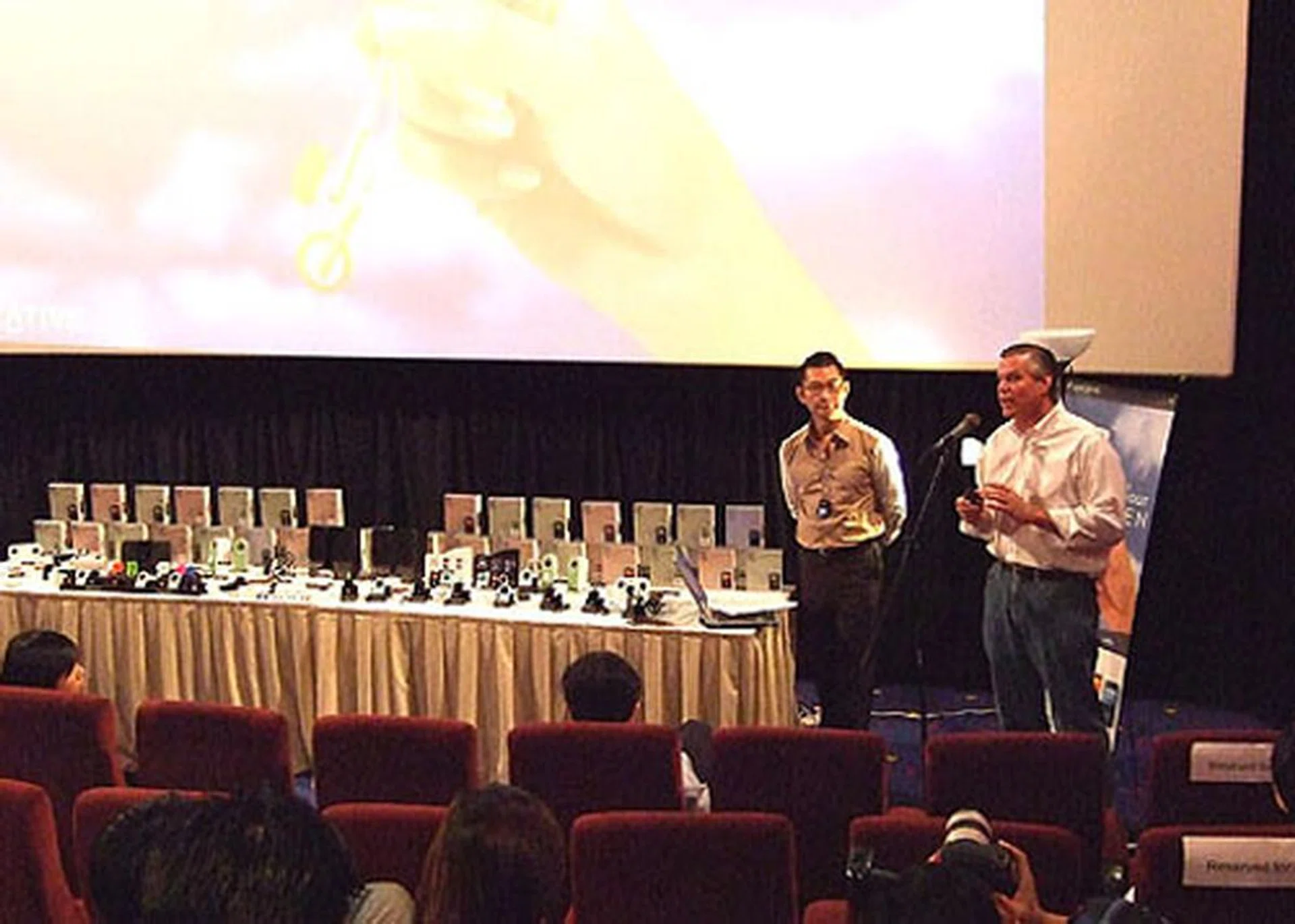 Craig McHugh, President of Creative Labs Inc. addressing the crowd. Sitting in the front row was Sim Wong Hoo, CEO of Creative himself.