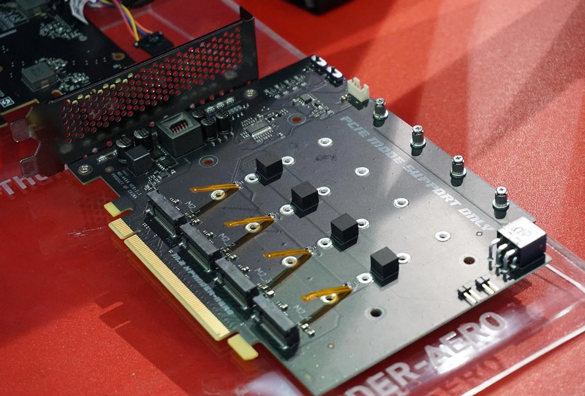 The MSI Xpander-Aero has flat temperature sensors to closely monitor each of the four M.2 cards it can house and control throttle the fan speed as required.