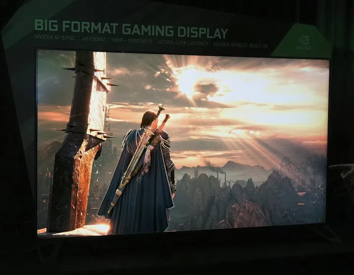 Checking out 4K HDR gameplay.