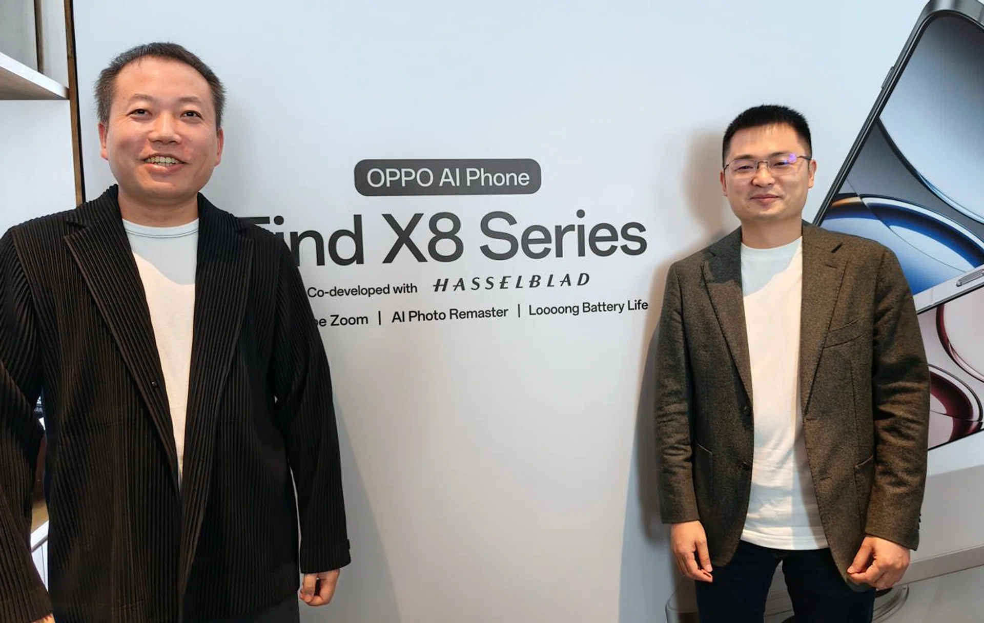 (L to R): Andy Shi, President of OPPO Asia Pacific. Elvis Zhou, Overseas Chief Marketing Officer of OPPO. Photo: HWZ. 