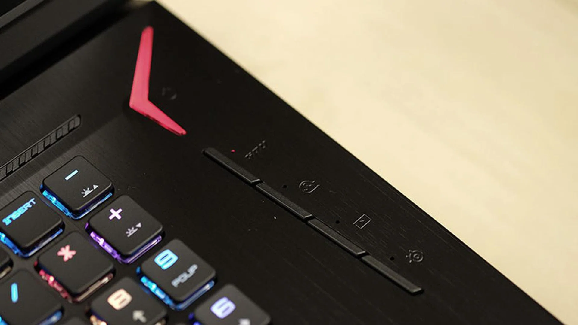 MSI GT75VR 7RF Titan Pro